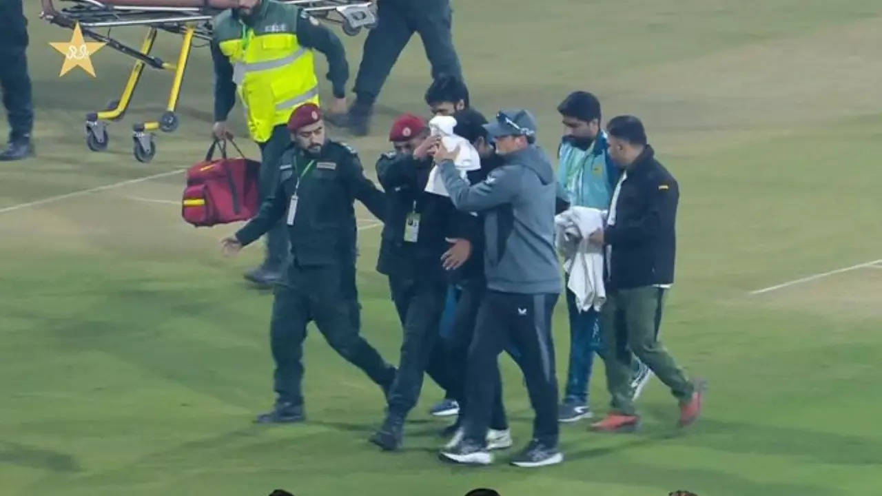 Rachin Ravindra Carried Off Soaked In Blood After Freak Face Injury During  Tri-Series Opener vs Pakistan | Times Now