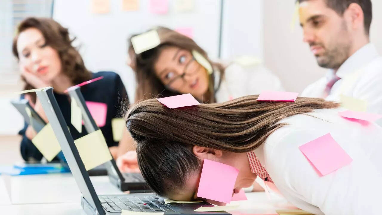 conscious unbossing: know why many gen z professionals do not want to take on a middle-management position in their career
