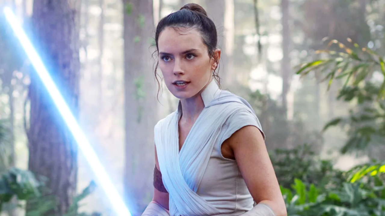 star wars actor daisy ridley hint at joining marvel mcu or james gunn dcu? it's possible disney