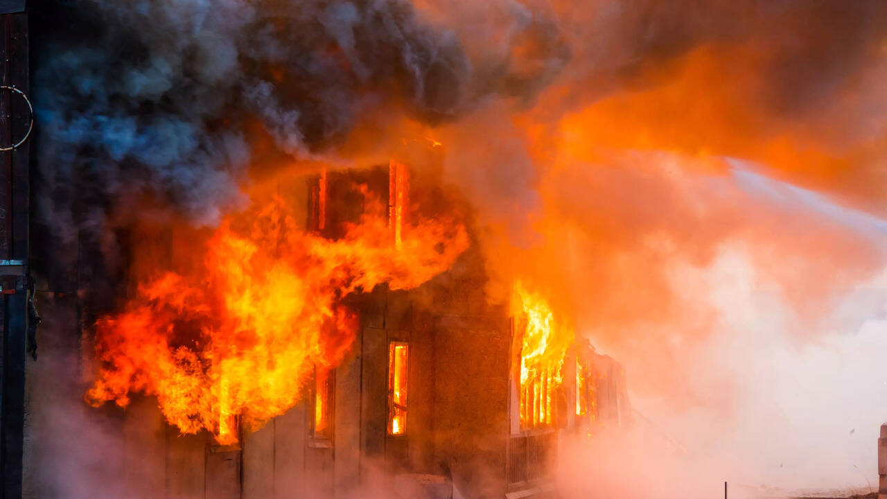 massive fire breaks out at factory in gujarat's bharuch, fire tenders on spot: video