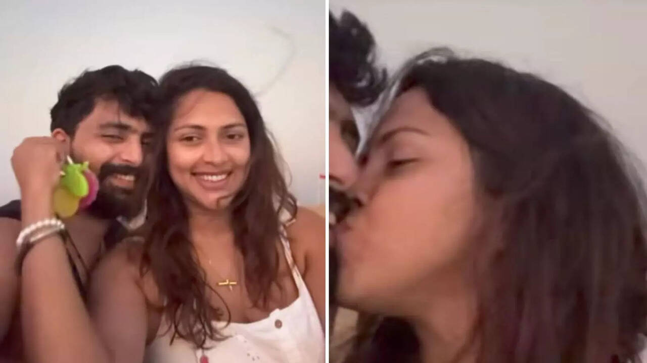  கணவருக்கு லிப் லாக் கொடுக்கும் வீடியோவை வெளியிட்டு மீண்டும் சர்ச்சையை கிளப்பிய அமலா பால்! 