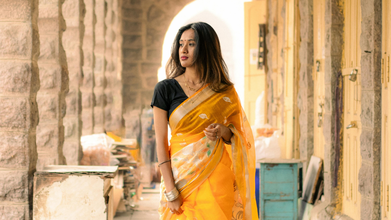 Cómo detectar sari falso y pura seda de seda