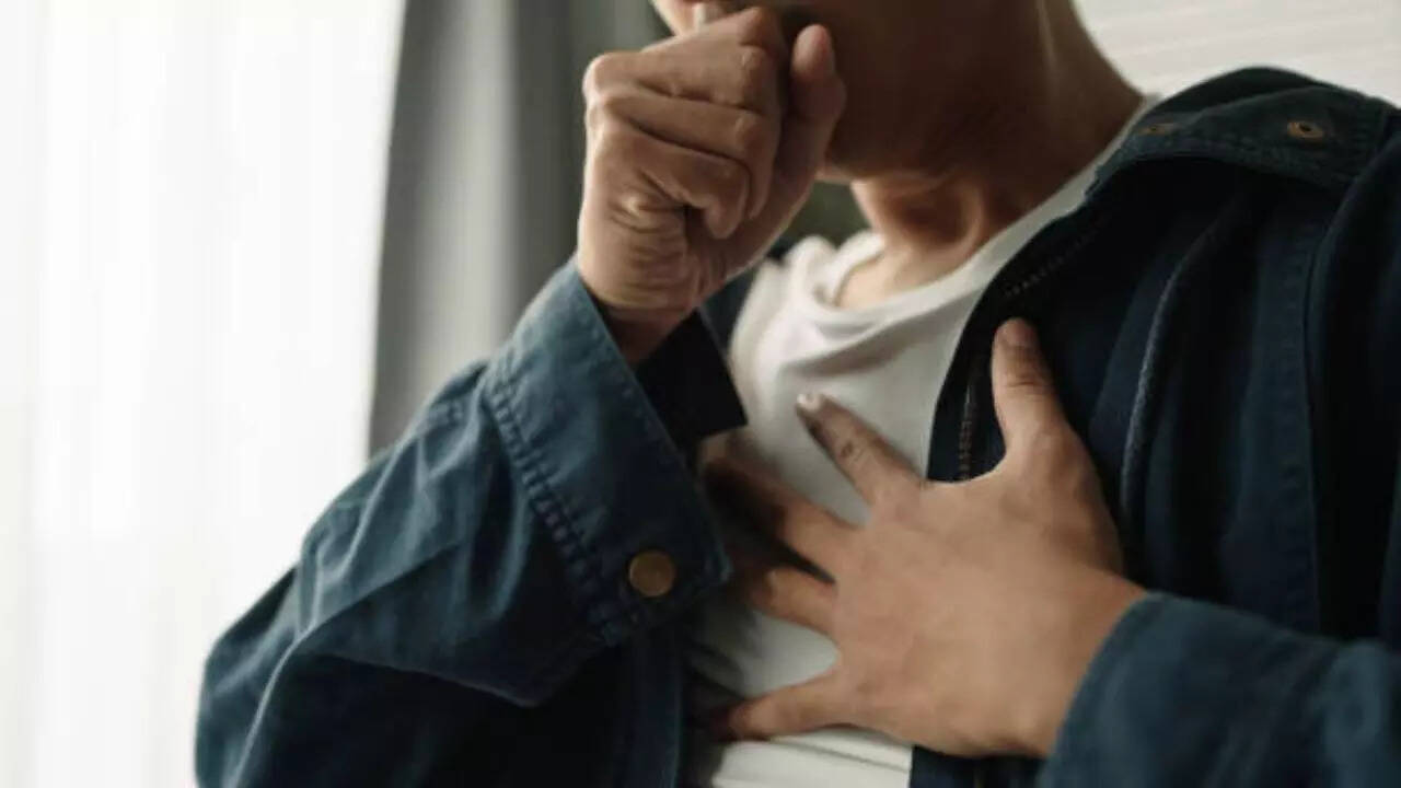 A dull cough that does not go away: learn horrifying potential causes and ways to keep it under control A dull cough that does not go away: learn horrifying potential causes and ways to keep it under control
