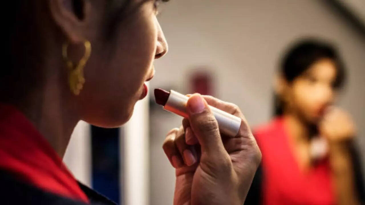 Are you surrounded by cancer -causing toxins? Avoid these 4 everyday habits that can secretly increase your risk