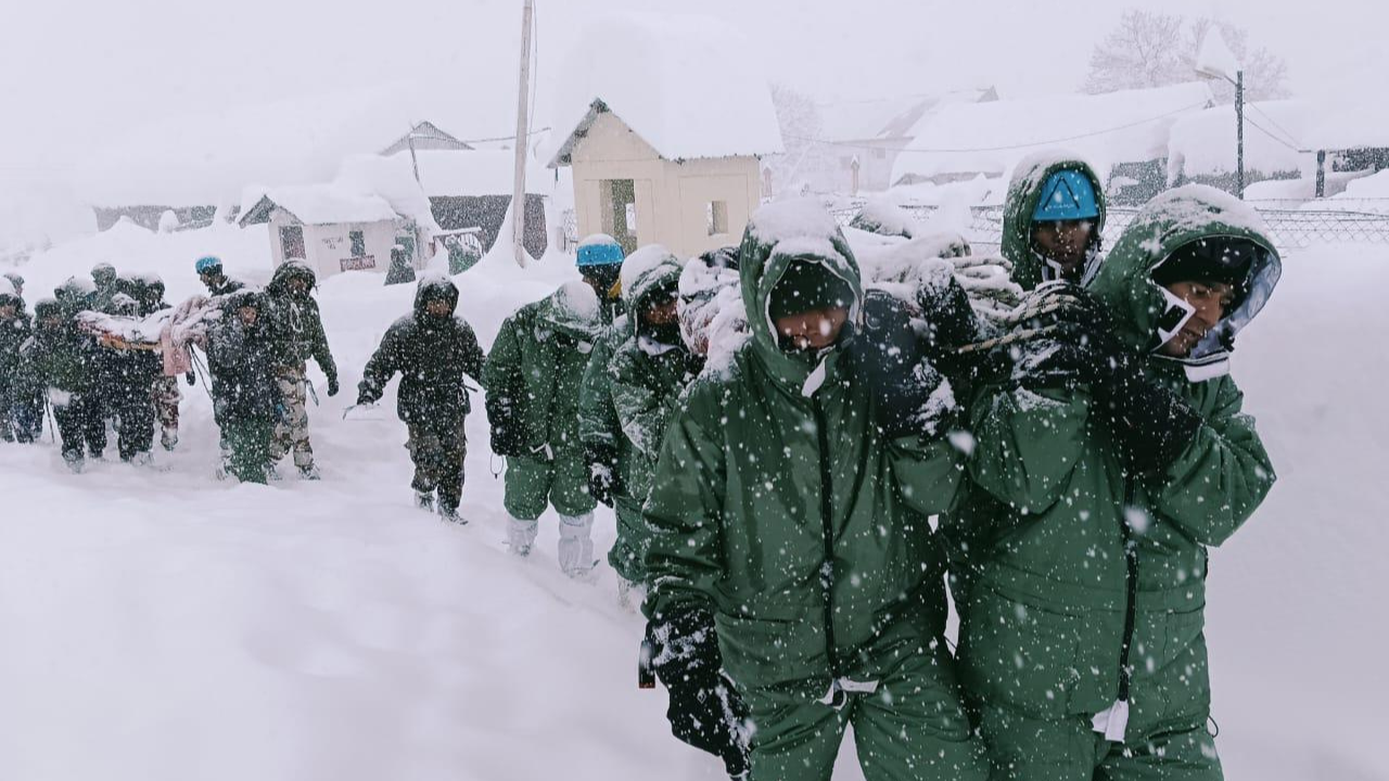 Uttarakhand Avalanche: 22 BRO Workers Still Trapped Under Seven Feet Of Snow, Yet To Be Traced