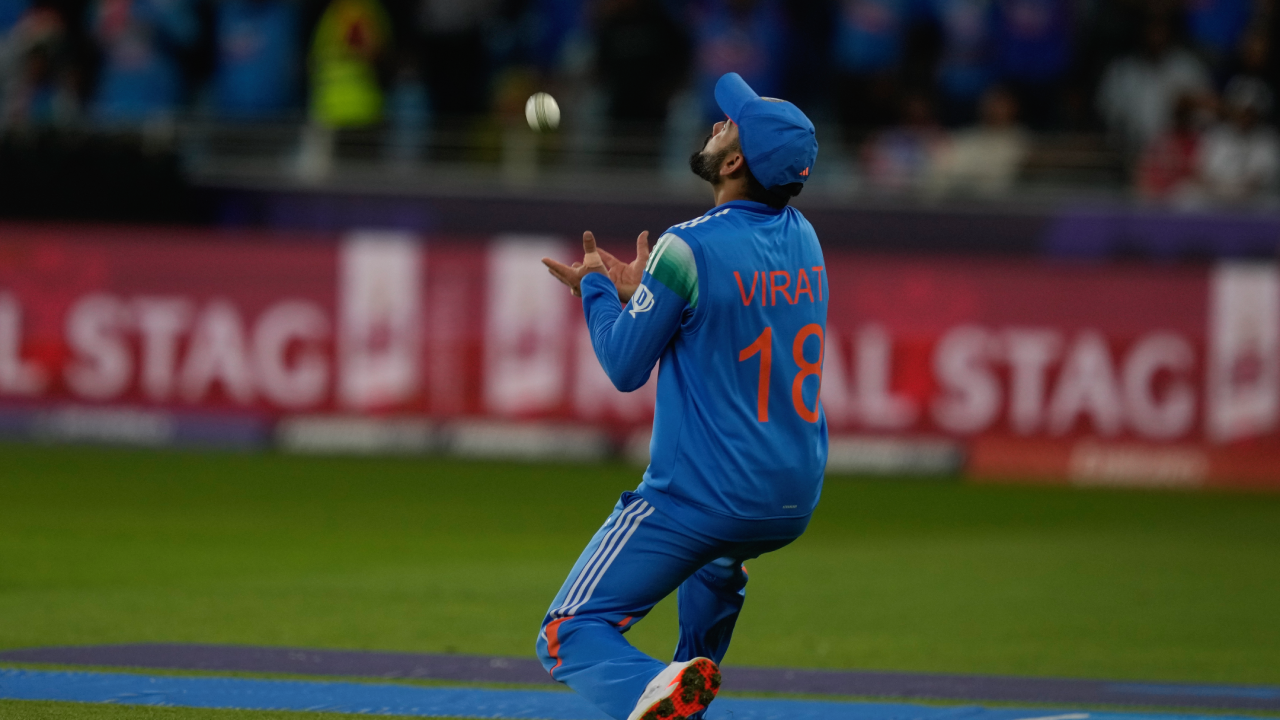 Virat Kohli Breaks Rahul Dravid’s Long-Standing Record; Becomes Indian Player With Most Catches In International Cricket