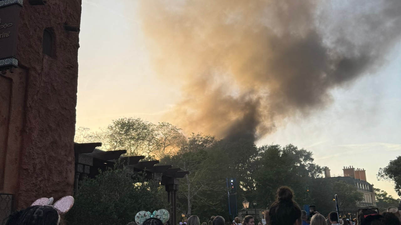 EPCOT Fire Incident at Walt Disney World: Latest Updates & Videos from Bay Lake, Florida