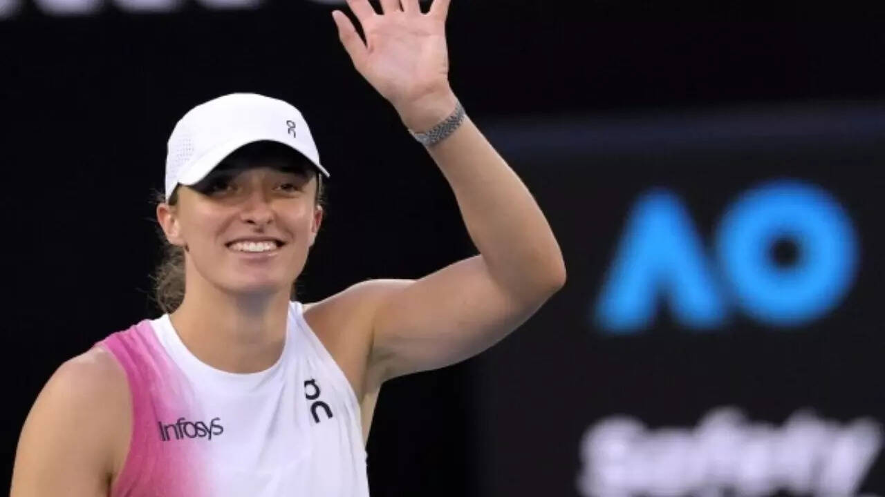 IGA Swiatek's Security Increased after Harassment from Man during Practice Session IGA Swiatek's Security Increased after Harassment from Man during Practice Session