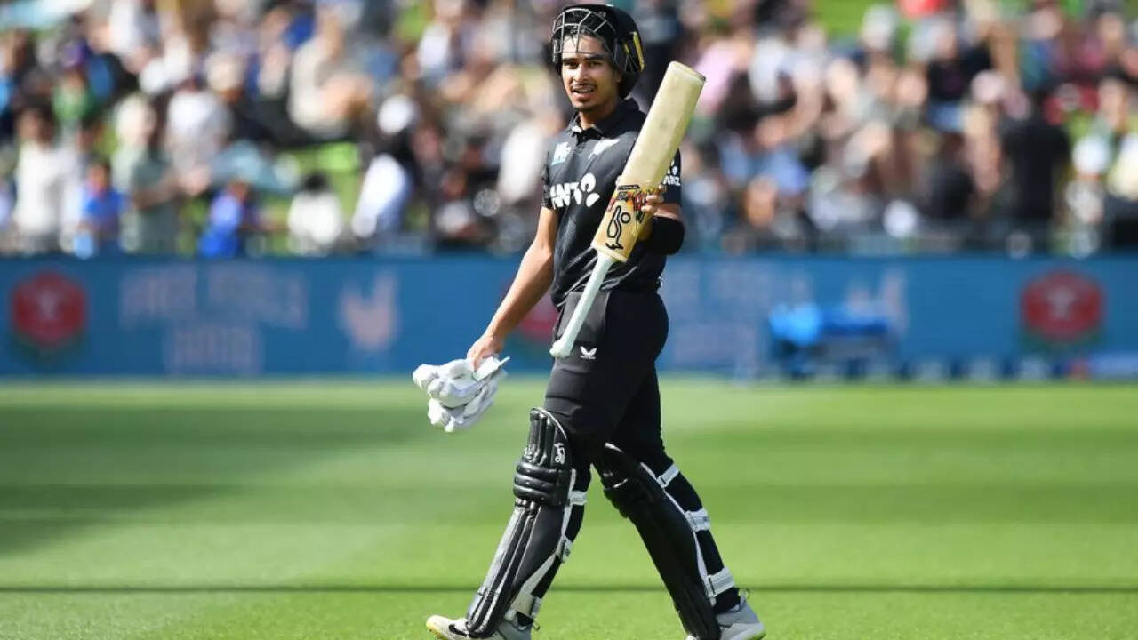 Muhammad abbas smashes world record for fastest fifty on debut Muhammad abbas smashes world record for fastest fifty on debut
