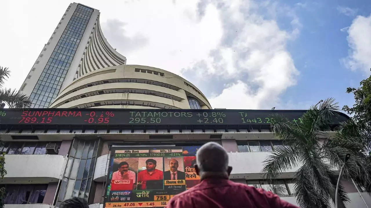 Sensex, Nifty correct over 1%