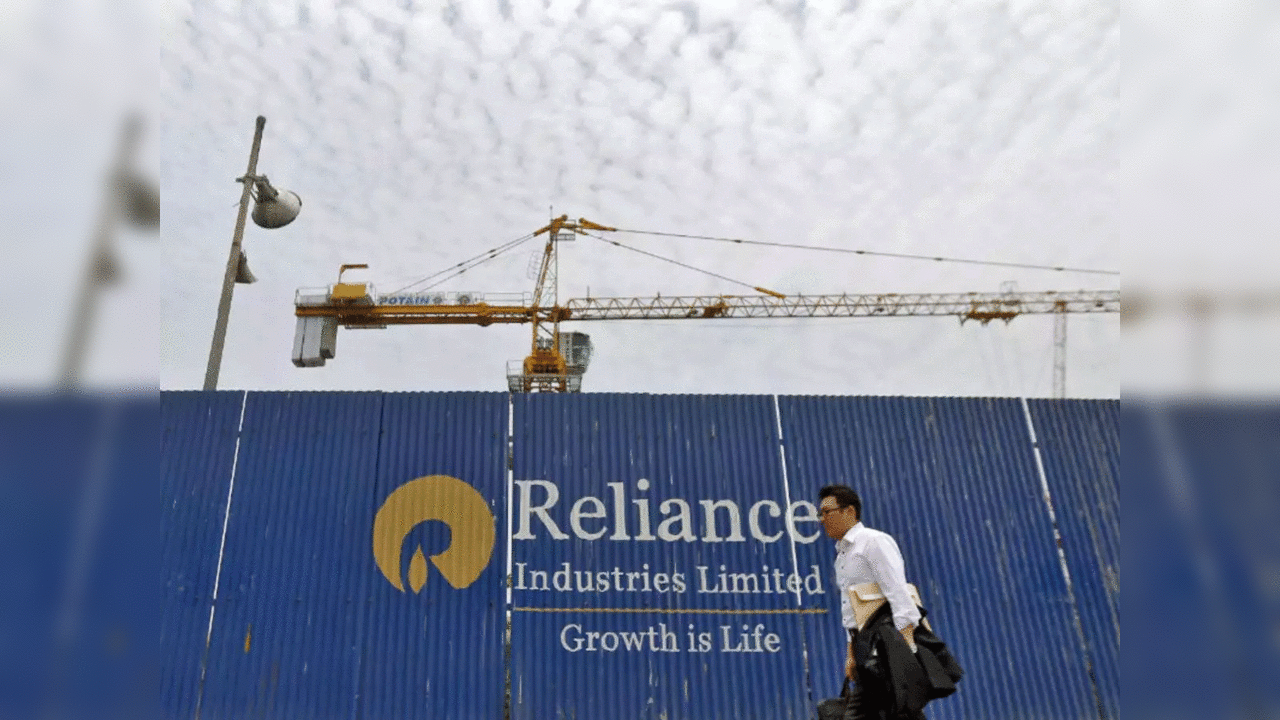 Reliance lists foreign currency bonds worth $7 billion on India INX