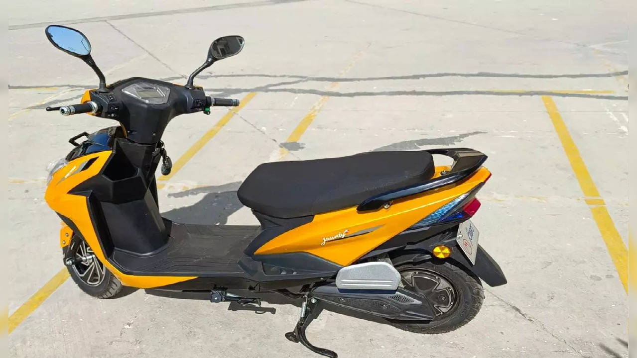 AMO Electric Bike recently launches Jaunty Plus priced at Rs 1,10,460-  Check full review