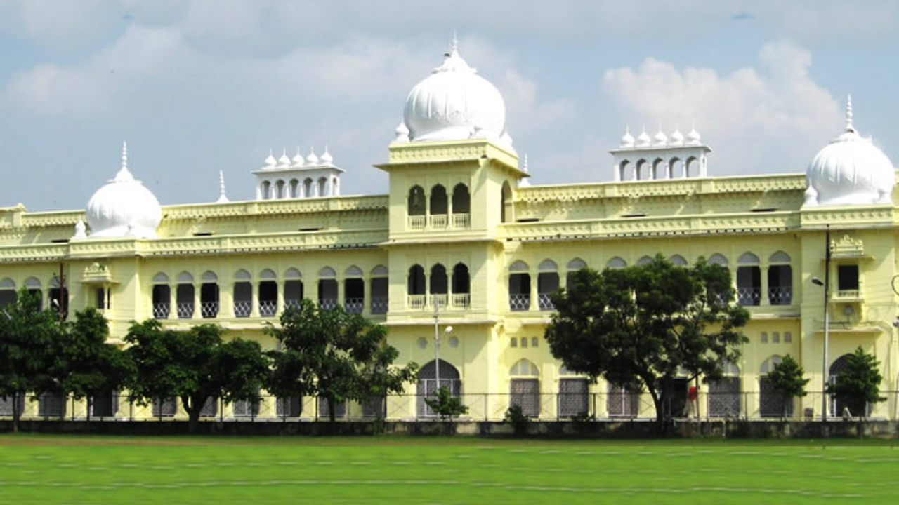 Lucknow Uni