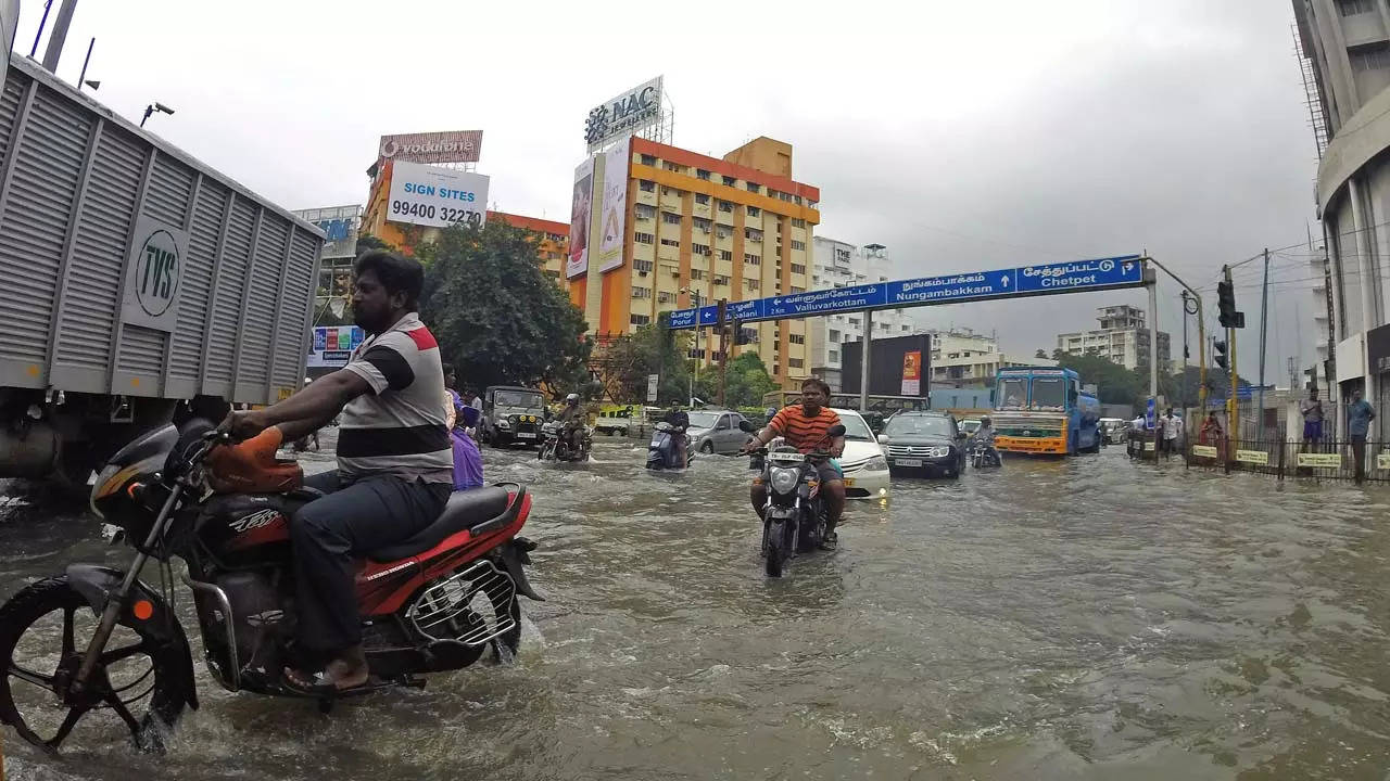 main_rains tamil nadu_iStock-1252709893