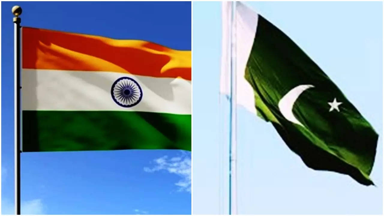 India Pakistan flag