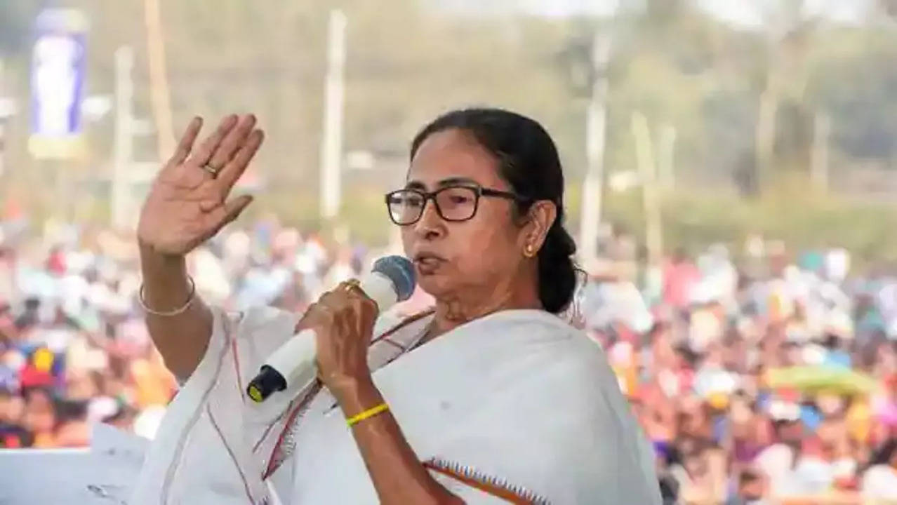 West Bengal CM Mamata Banerjee