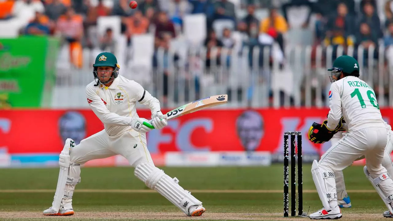 Australia vs Pakistan Khawaja-AP (1)