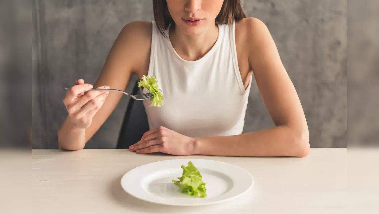 Disordered eating - 5 signs that are normalised; breaking the habit for healthy eating