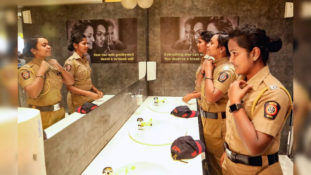 Mumbai: Women police personnel to now have 8-hour shift as International Women’s Day gift