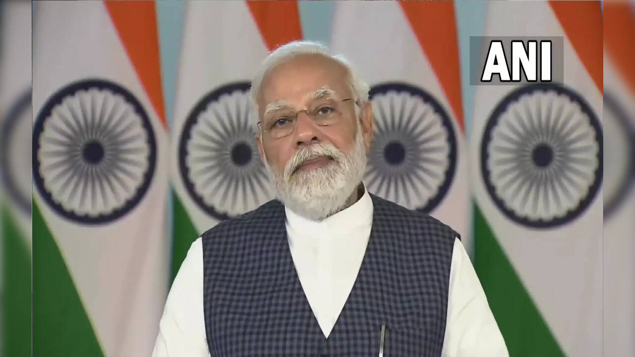 International Women�s Day PM Modi salutes grit of Bhuj