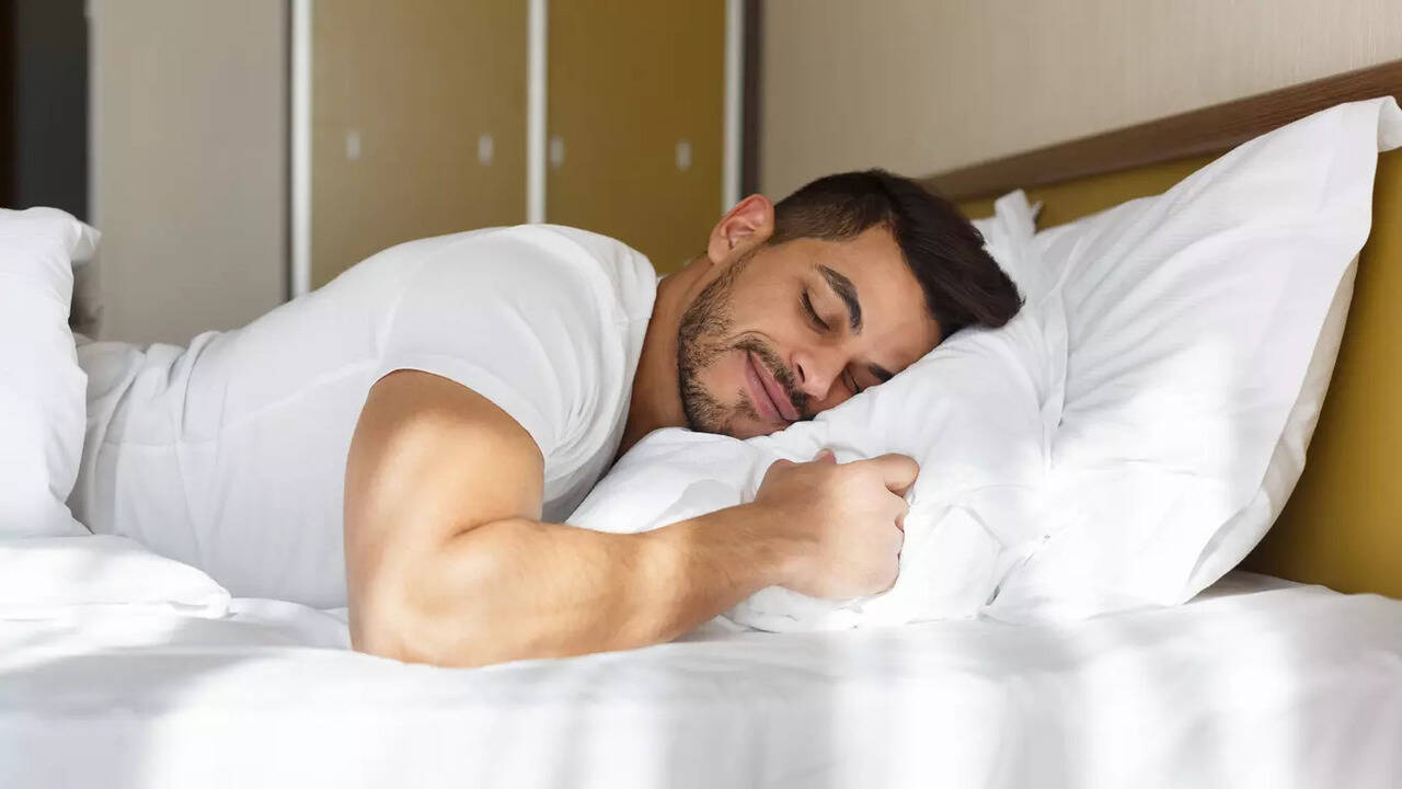 lose weight as you sleep with these five simple hacks