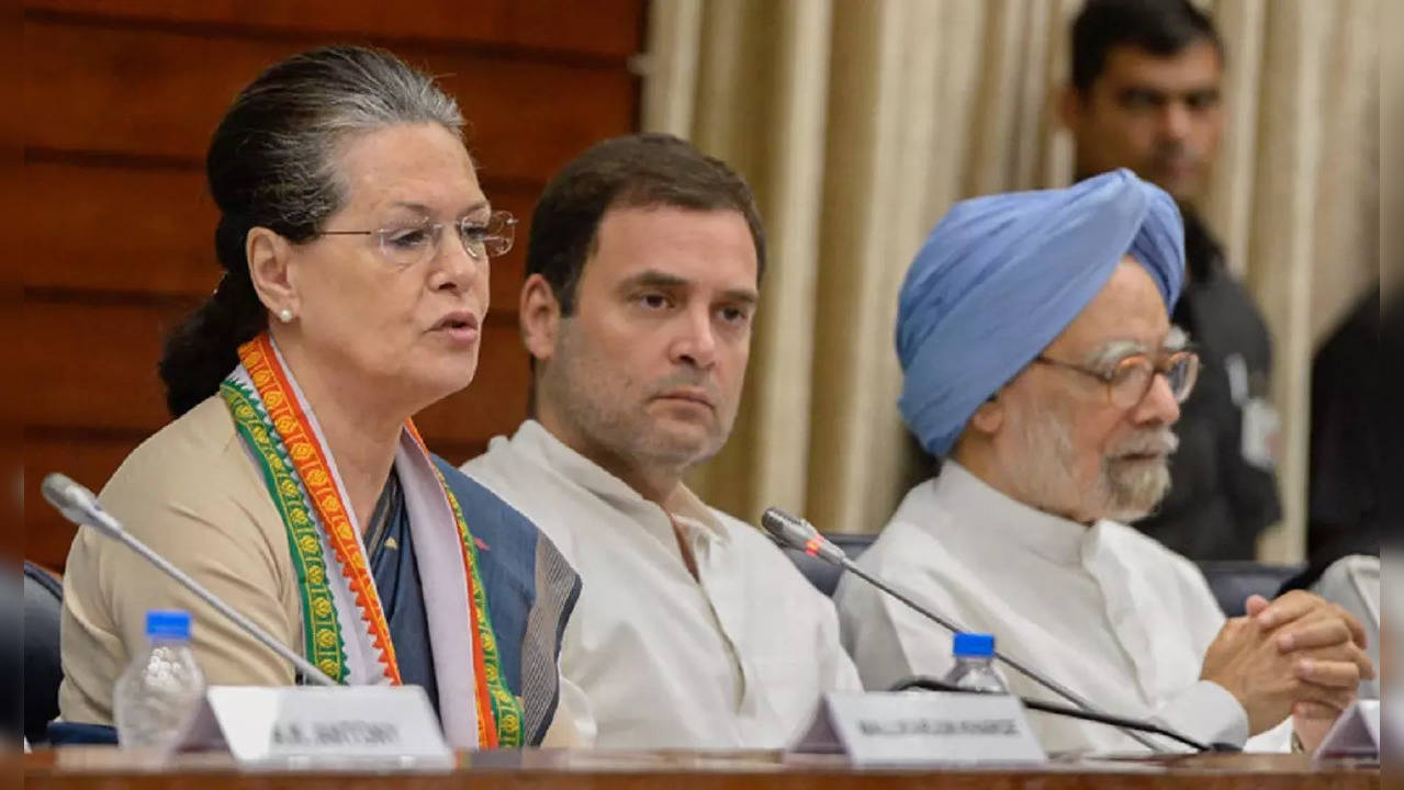 Sonia Gandhi, Manmohan Singh and Rahul Gandhi