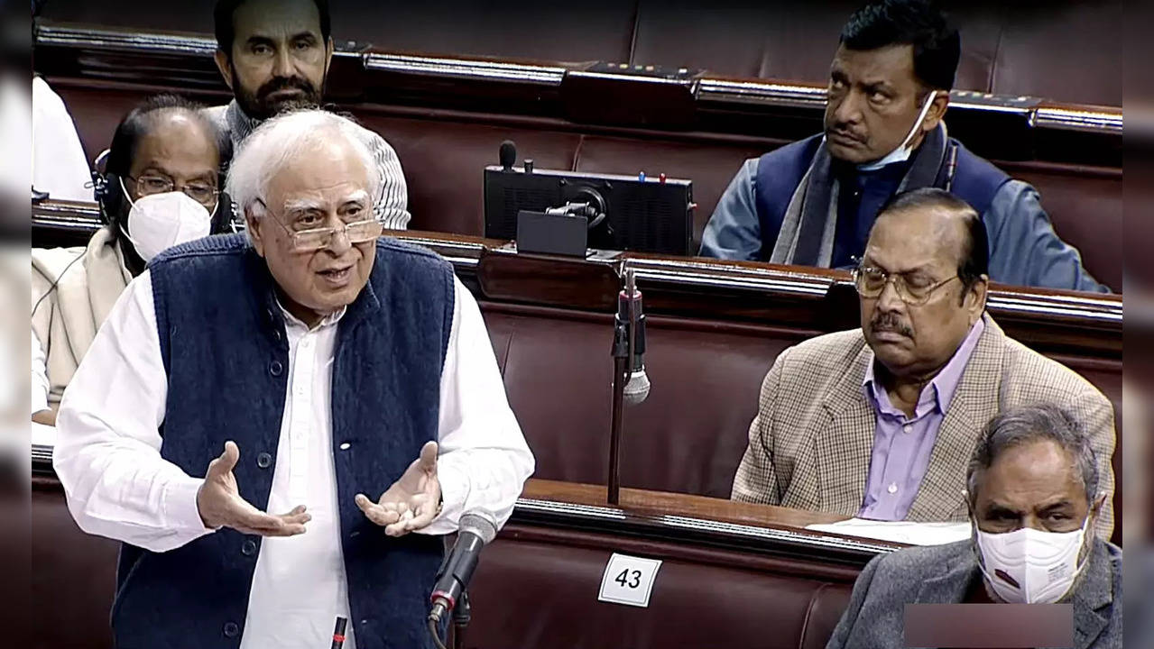 Kapil Sibal demands leadership change in Congress