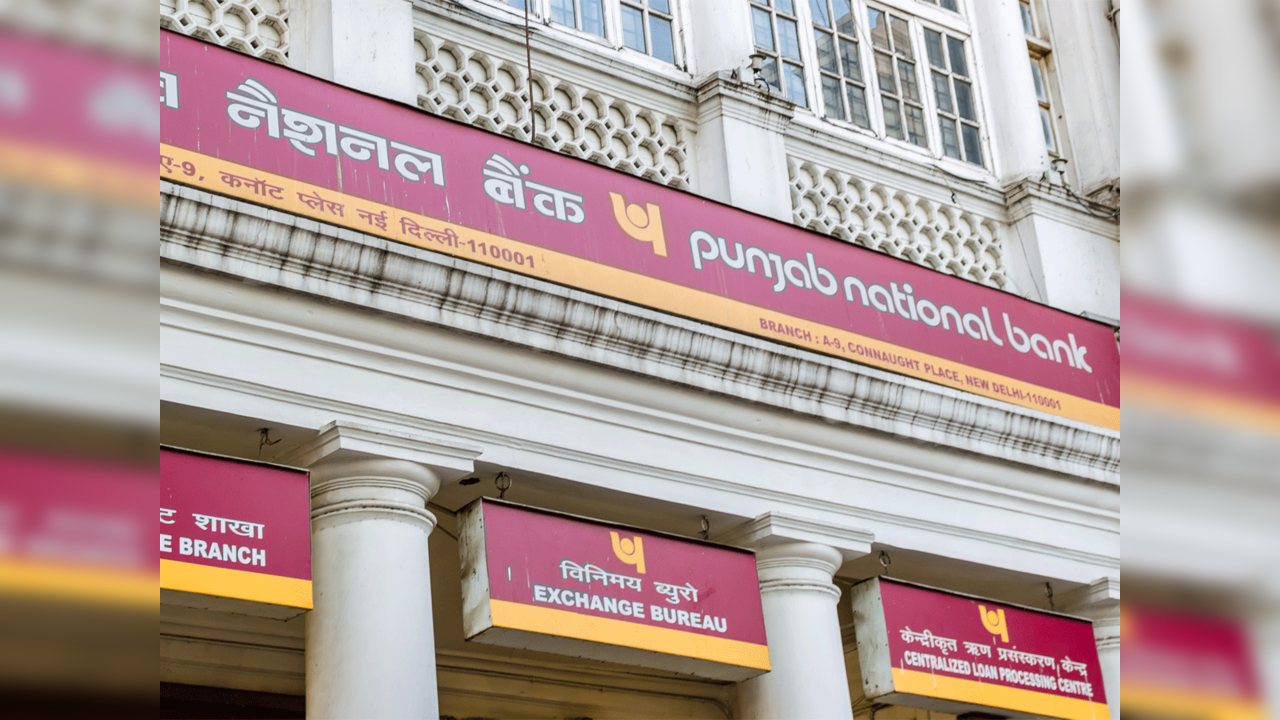 Punjab National Bank reports fraud of Rs 2,000 crore