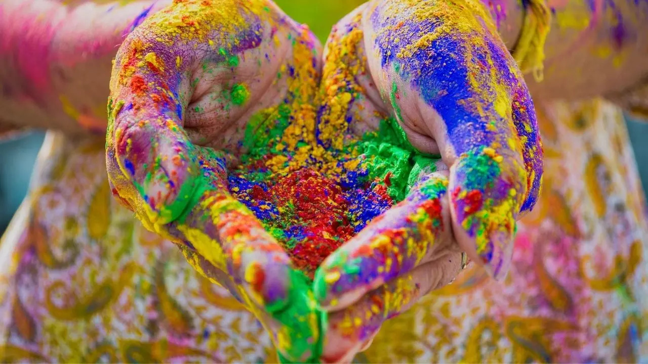 Holi Nail Care | Credit: Pexels