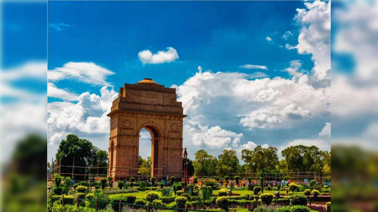 delhi air-istock