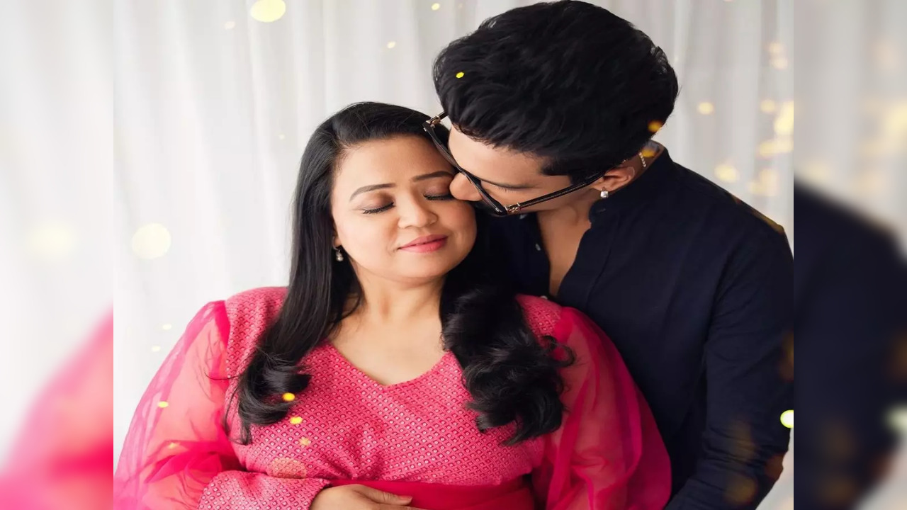 Mommy-to-be Bharti Singh flaunts baby bump in latest pics; shares sweetest note on Holi