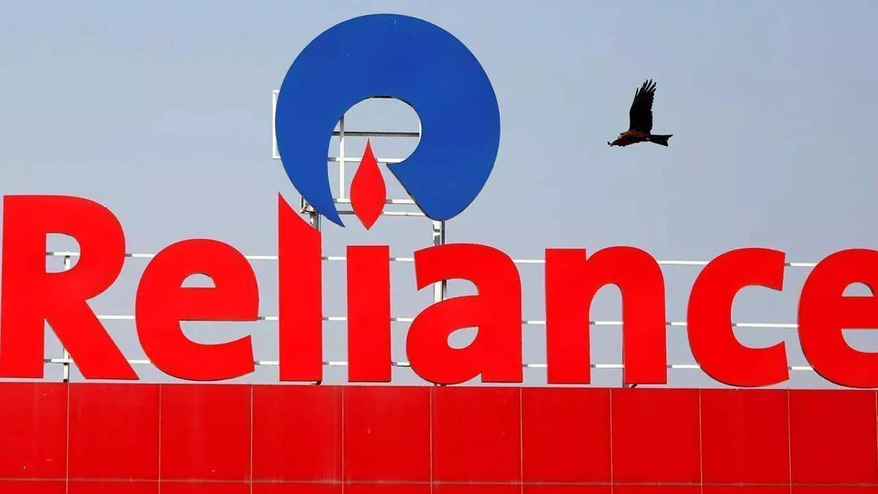 Reliance Retail acquires 89% stake in Clovia for Rs 950 crore