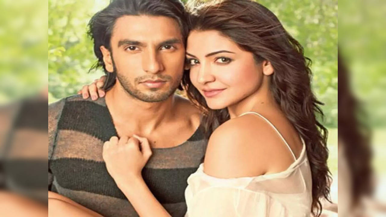 When Ranveer Singh said negative articles about his rumoured ex-girlfriend Anushka Sharma made him angry It infuriates me more than my own Entertainment News, Times photo