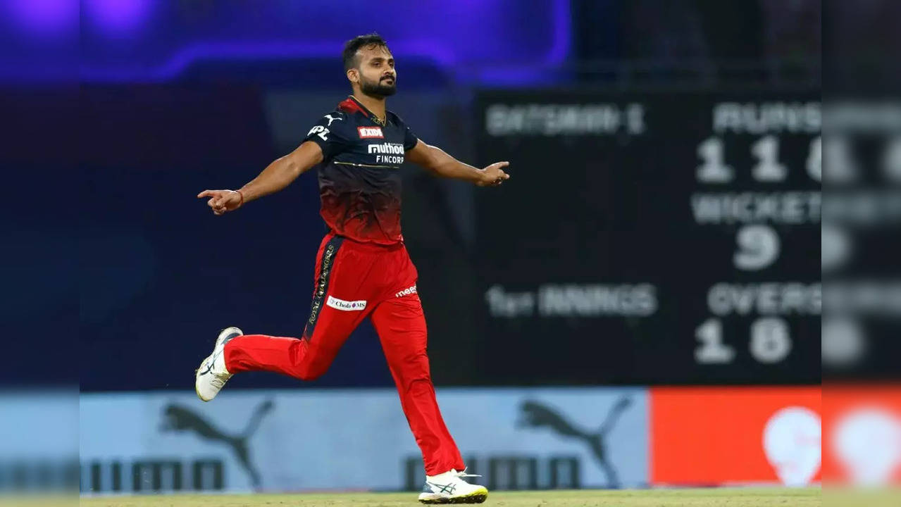 Meet Akash Deep, the RCB bowler who triggered KKR's batting collapse with Hasaranga in IPL 2022