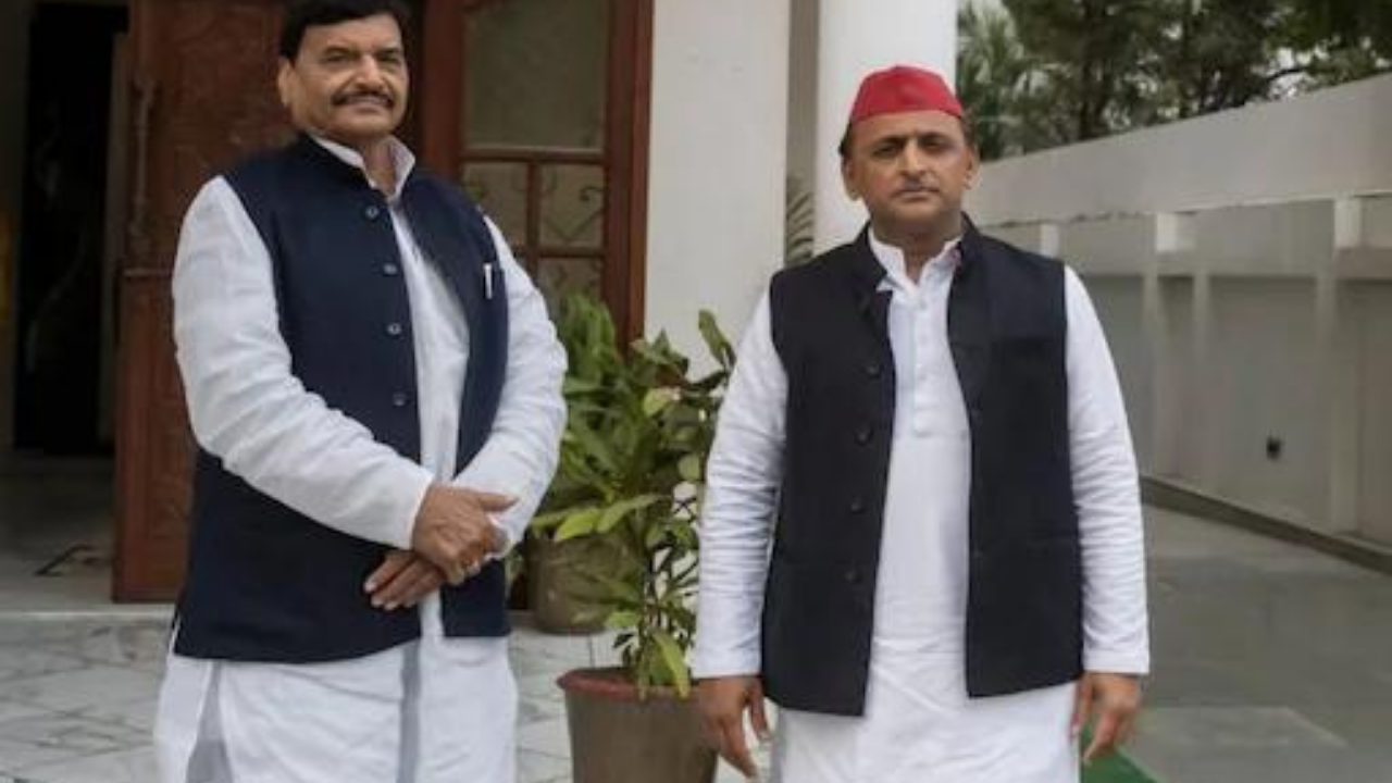 Akhilesh Yadav Shivpal Yadav