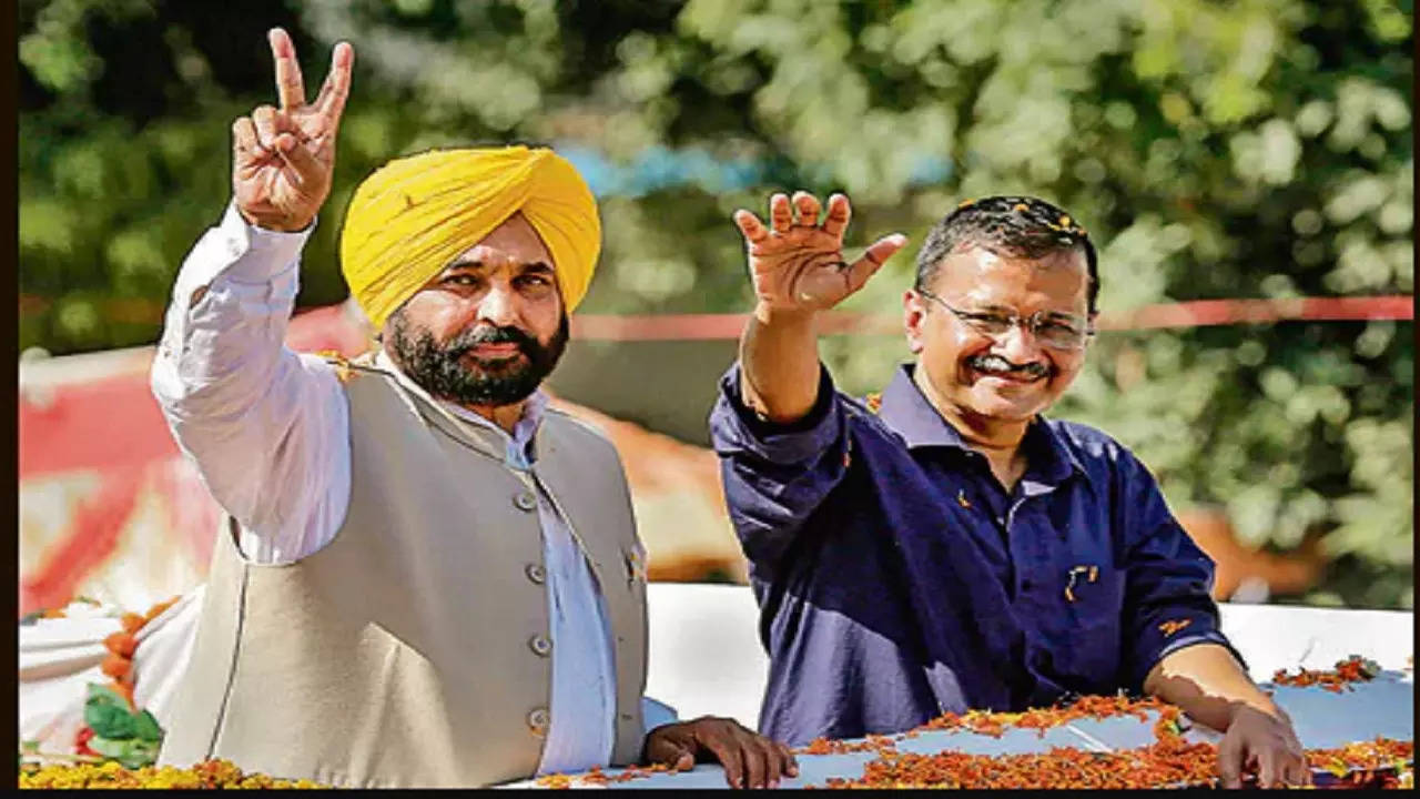 Bhagwant Mann and Arvind Kejriwal