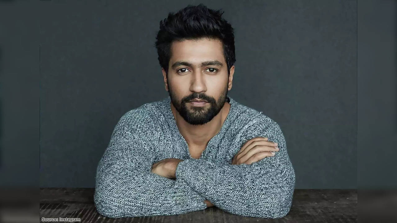 Get a peek into Vicky Kaushal's fitness secret - It's bench press! Know ...