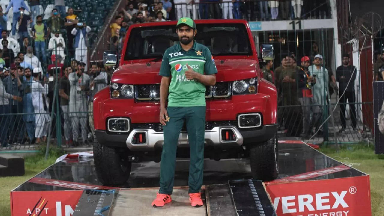 BABAR AZAM CAR.