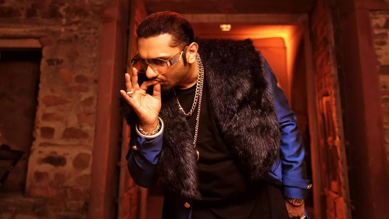 Honey Singh Allegedly Manhandled By Group Of Unidentified Men At South Delhi Club Vacates Stage 