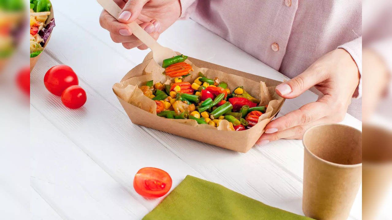 Opting for eco-friendly, biodegradable take-out packaging supports sustainable eating