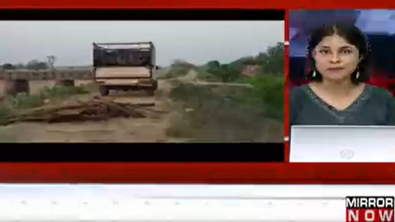 WATCH Thieves posing as government officers steal 500tonne steel