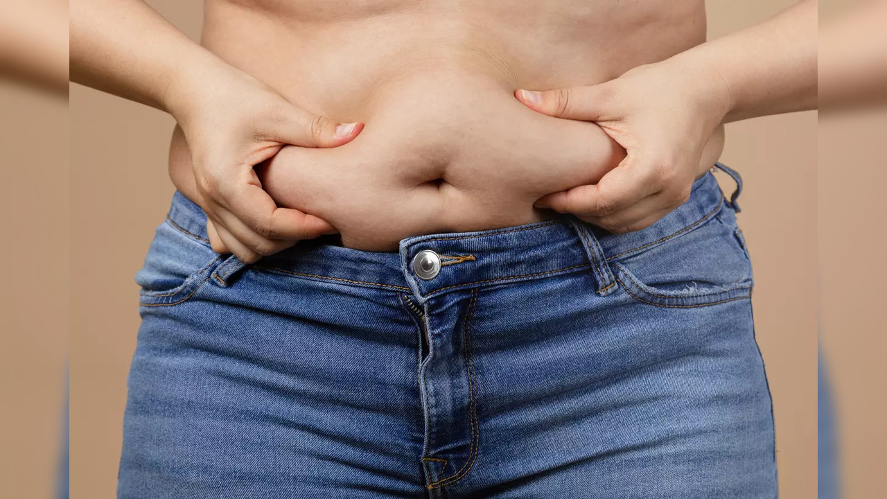 Visceral fat cannot always be seen and it is strongly linked to risk of several health problems like type-2 diabetes, cancers, stroke and even heart disease in extreme cases.