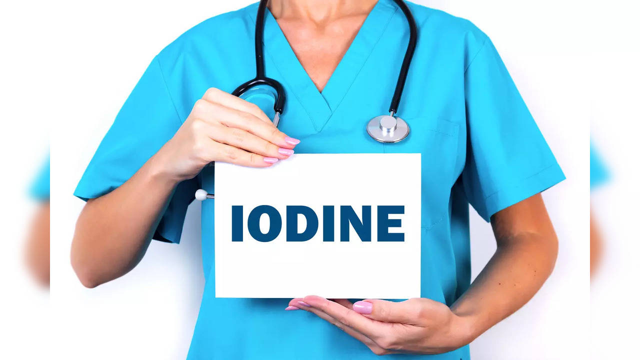 Nuclear Disaster and how Iodine tablets protect thyroid gland from cancer