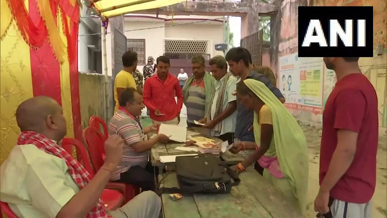 Polling underway for bypoll to Bochaha Assembly constituency in Muzaffarpur