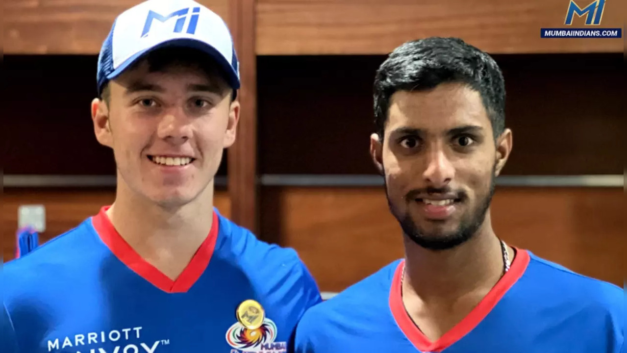 Tilak Varma Dewald Brevis Mumbai Indians