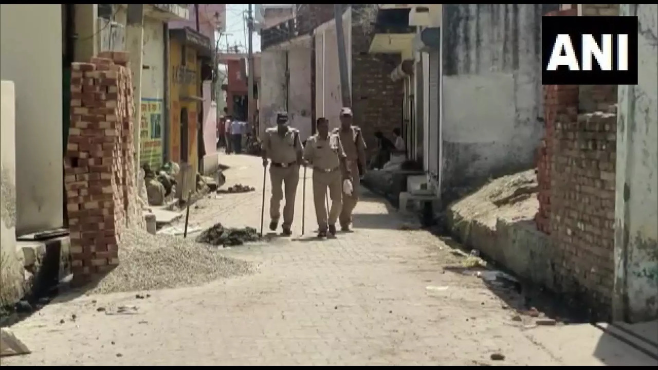 Uttarakhand stone-pelting