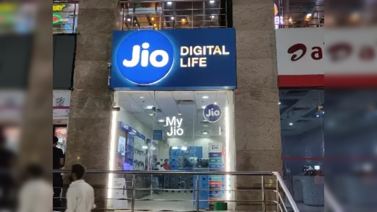 Reliance Jio losing subscribers, but quality improves