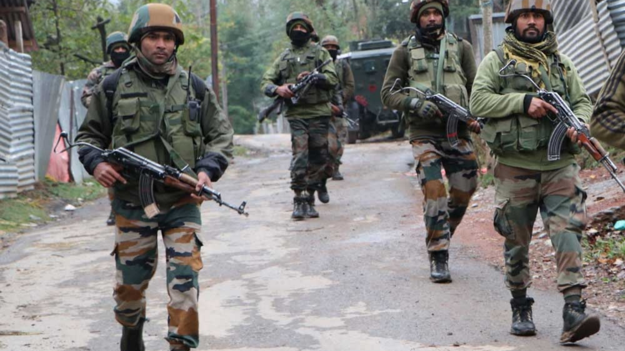 Baramulla encounter underway; top LeT terrorist involved in killing of ...