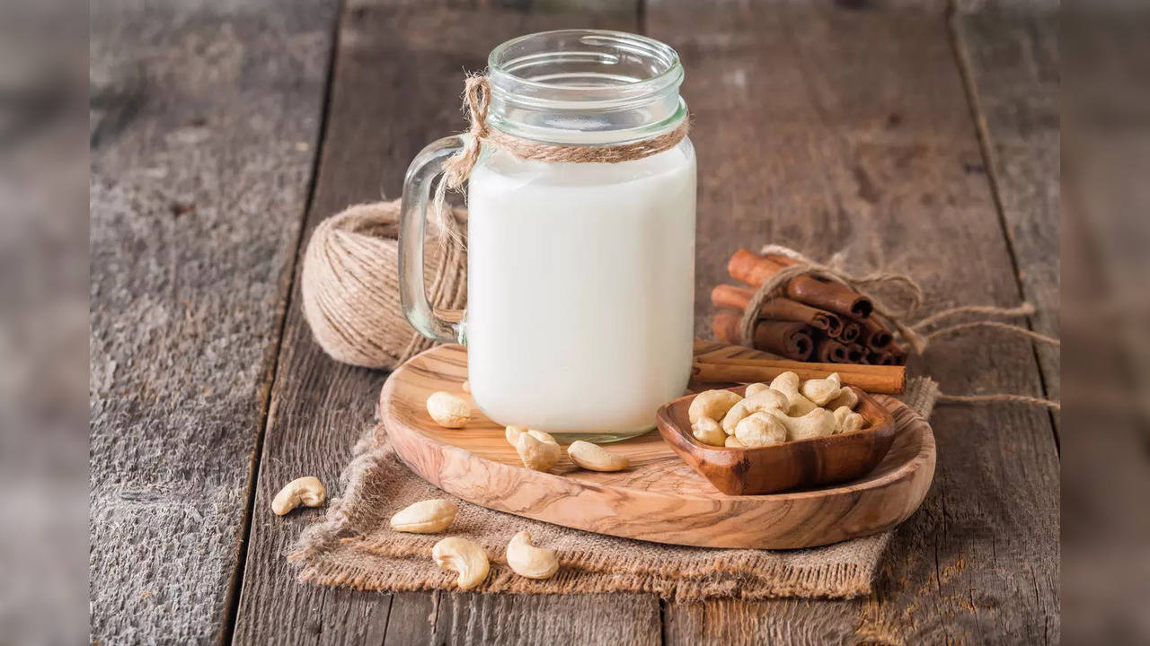 What is cashew milk and why should you add it to your diet?