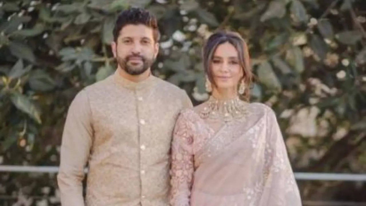 Farhan Akhtar - Shibani Dandekar